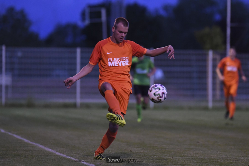 200828_Jonas_Wenzel_Yowe_43