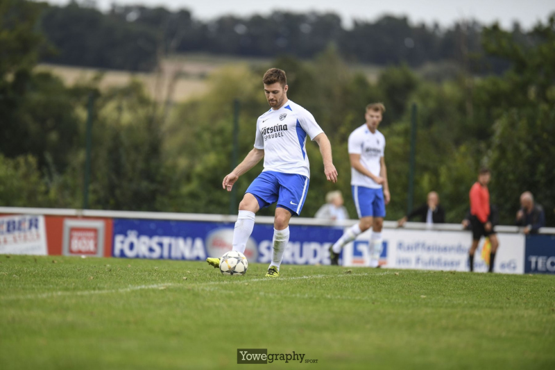 200830_Jonas_Wenzel_Yowe_03
