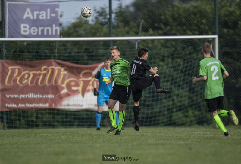 01_Yowe_Jonas_Wenzel__YOW8536