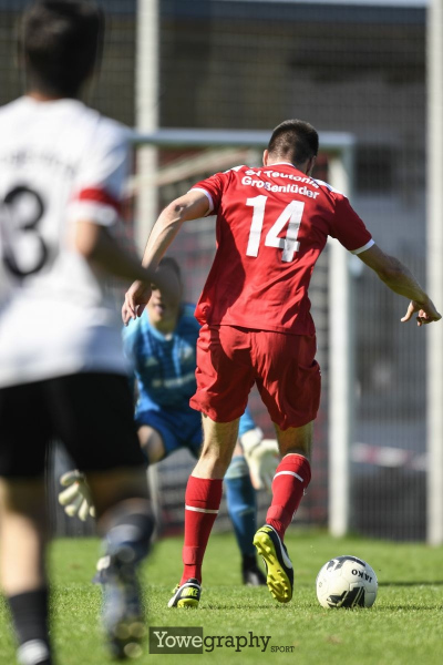 32_Jonas_Wenzel_Yowe__YOW0065