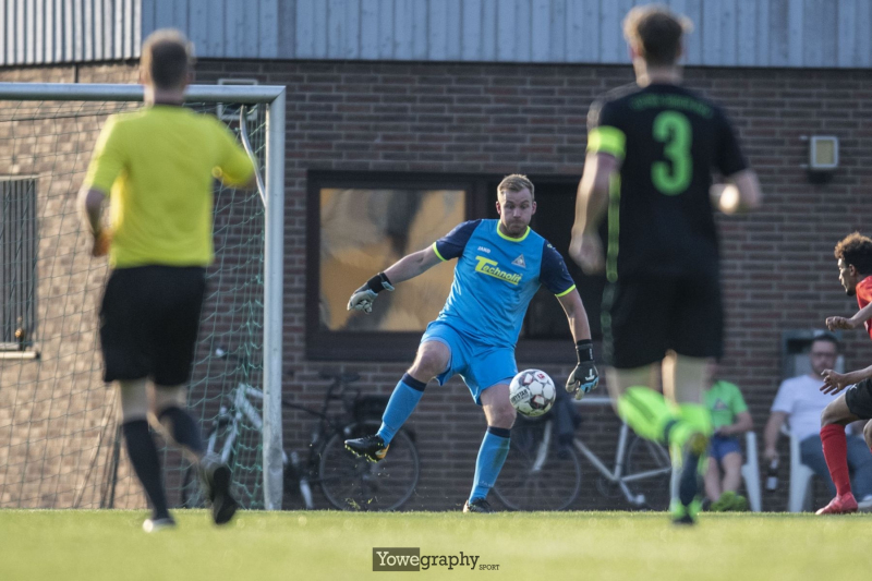 66_Yowe_Jonas_Wenzel__YOW1100