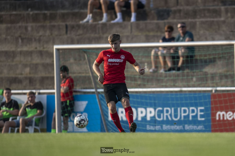 67_Yowe_Jonas_Wenzel__YOW1104