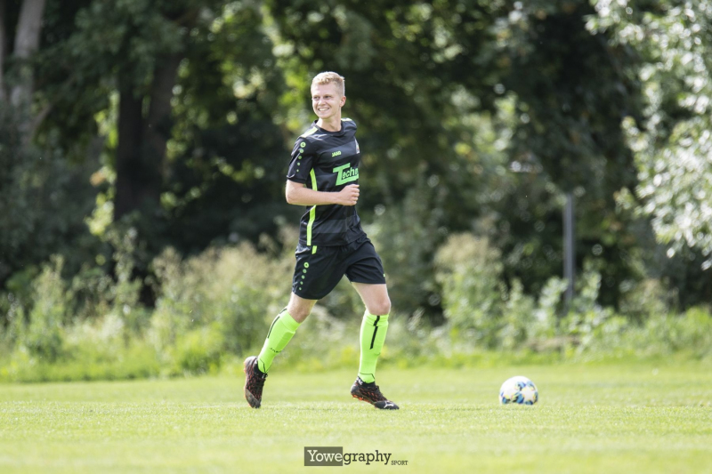 15_Yowe_Jonas_Wenzel__YOW2113