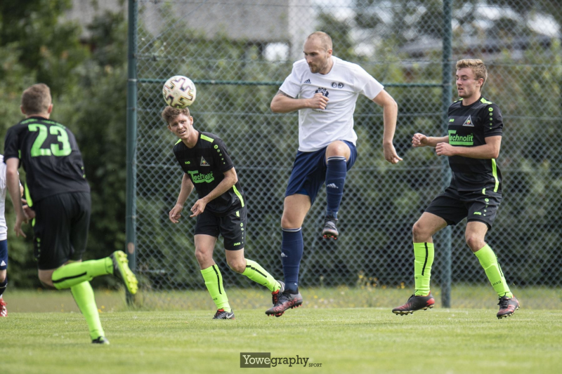 32_Yowe_Jonas_Wenzel__YOW2201