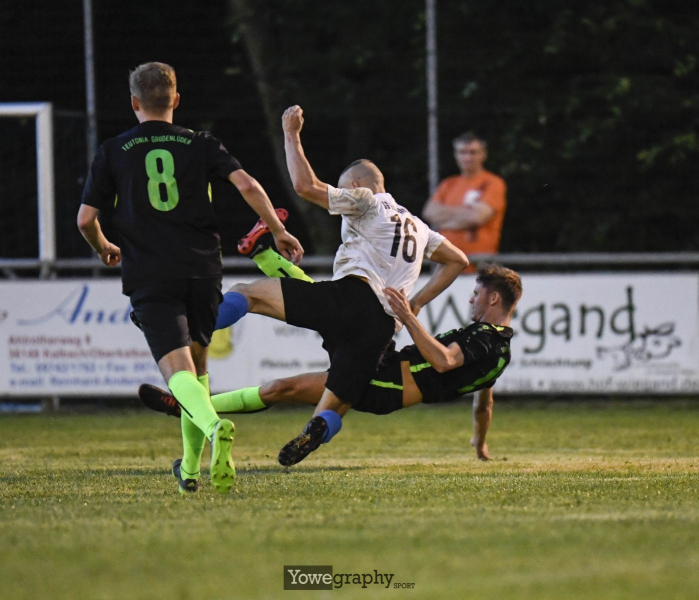 11_Yowe_Jonas_Wenzel__YOW3442