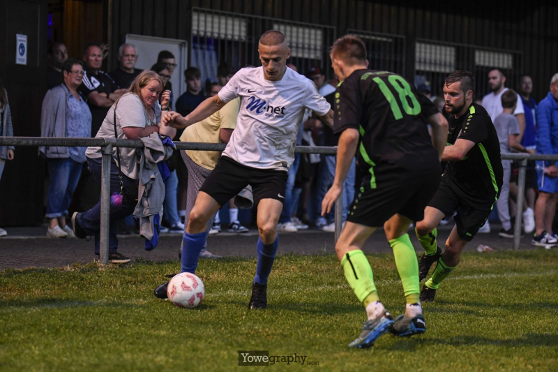 44_Yowe_Jonas_Wenzel__YOW3681