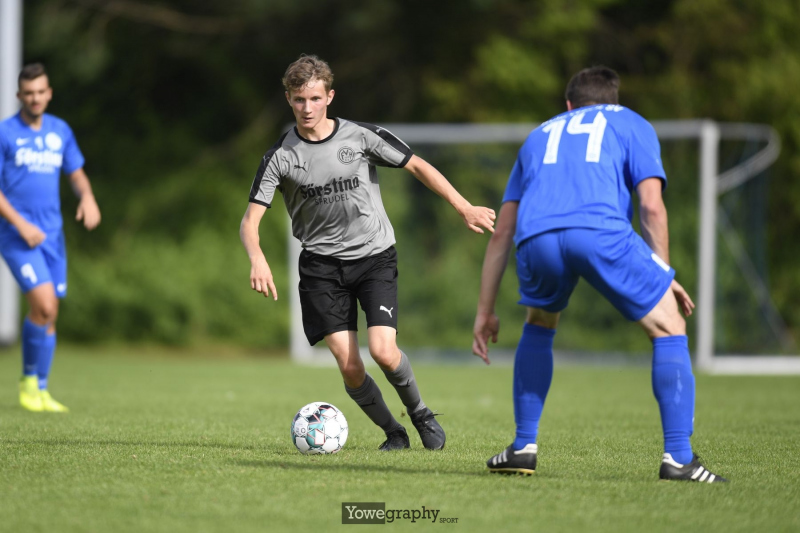 08_Jonas_Wenzel_Yowe__YOW5426