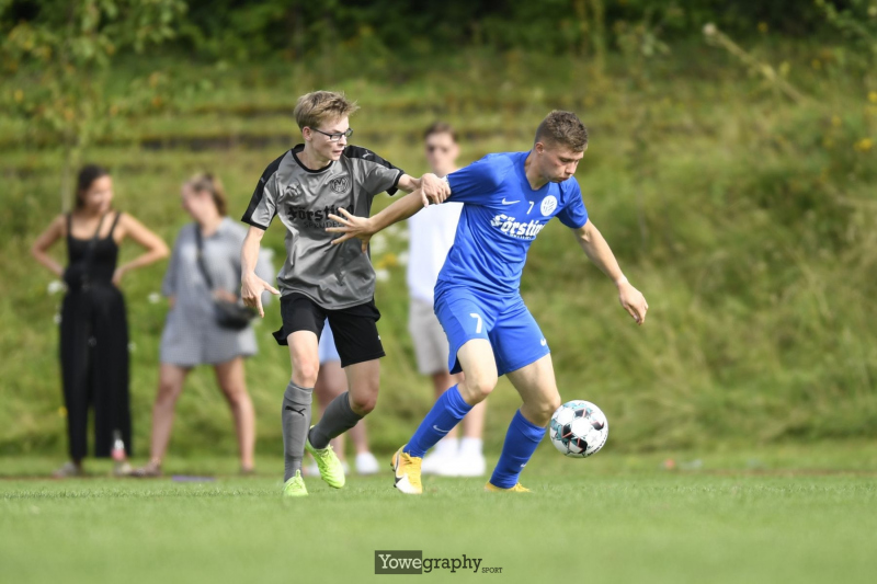 14_Jonas_Wenzel_Yowe__YOW5483