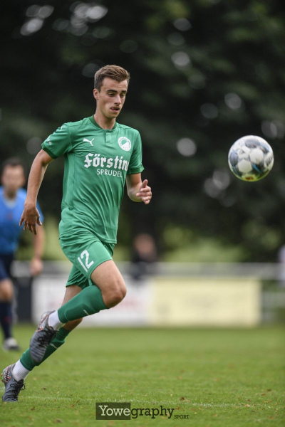 07_Yowe_Jonas_Wenzel__YOW6090