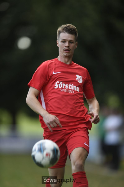 32_Jonas_Wenzel_Yowe__YOW6020