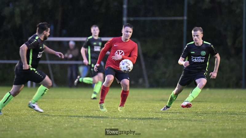 12_Jonas_Wenzel_Yowe__YOW7674