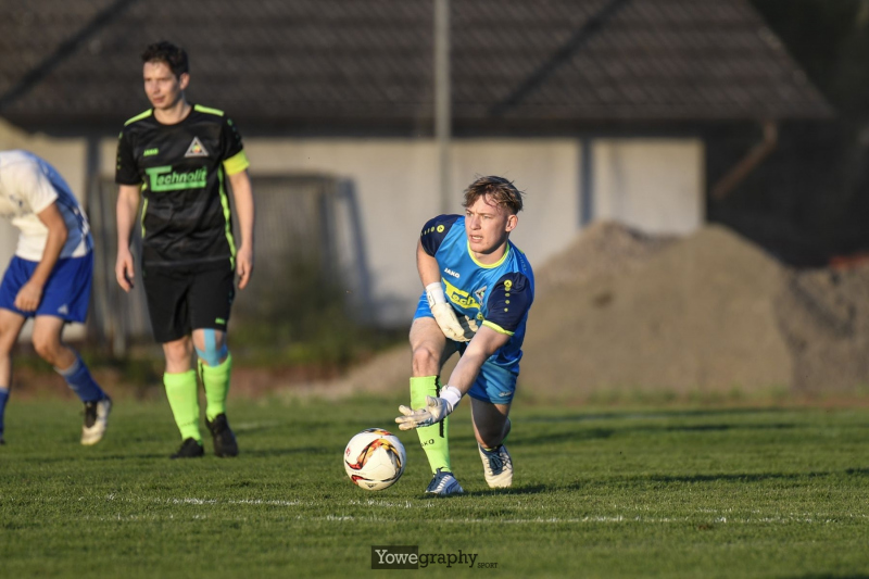 28_Yowe_Jonas_Wenzel__YOW0069