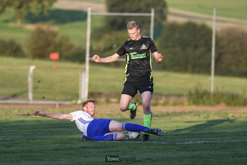 34_Yowe_Jonas_Wenzel__YOW0104