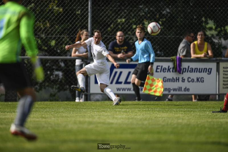 05_Jonas_Wenzel_Yowe__YOW0906