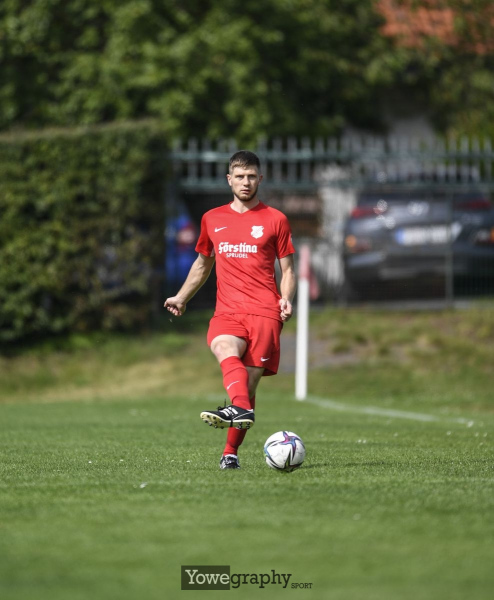 25_Yowe_Jonas_Wenzel__YOW2212