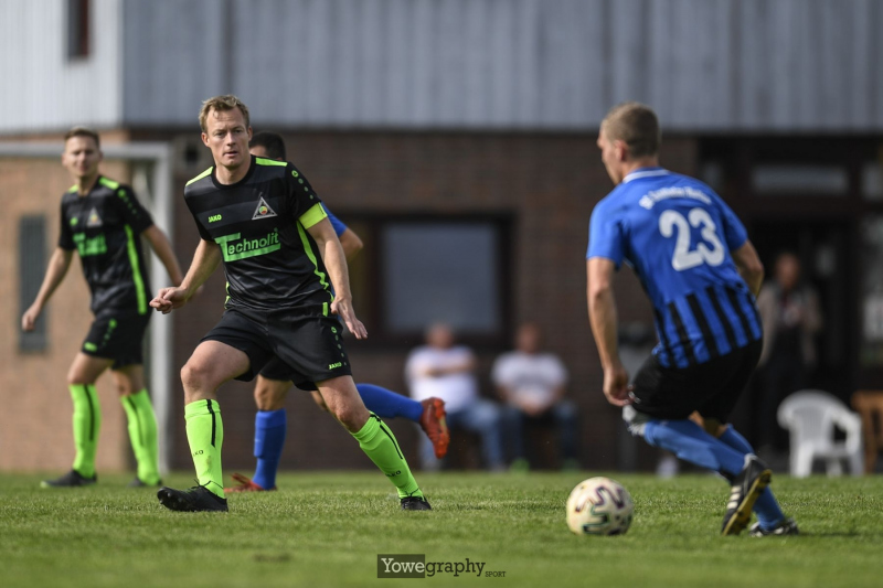 20_Yowe_Jonas_Wenzel__YOW2343