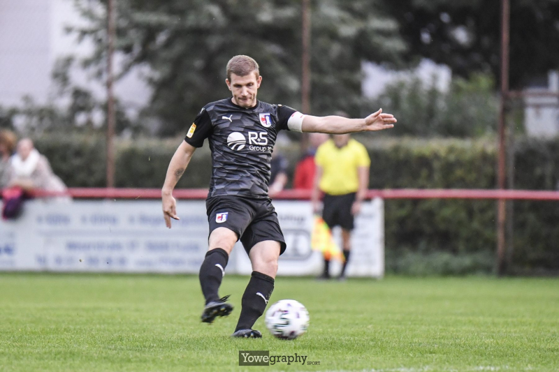 04_Yowe_Jonas_Wenzel__YOW2528