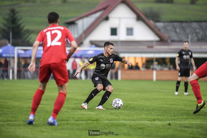 16_Yowe_Jonas_Wenzel__YOW2584