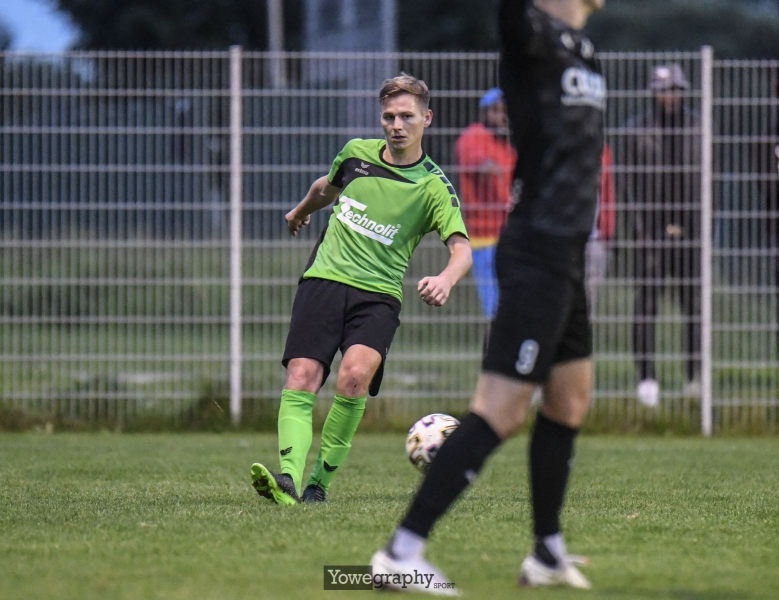 60_Yowe_Jonas_Wenzel__YOW3142