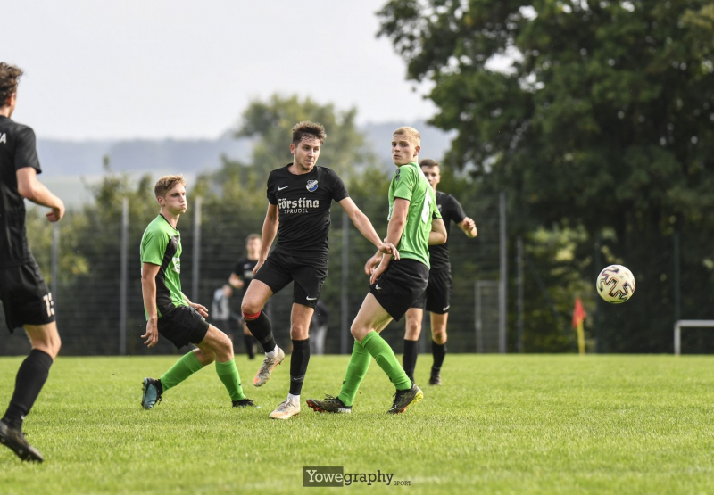32_Yowe_Jonas_Wenzel__YOW4873
