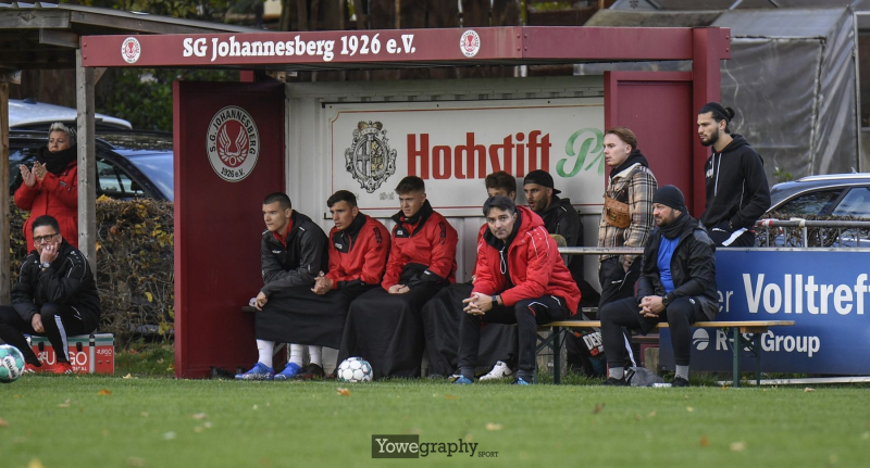 09_Yowe_Jonas_Wenzel__YOW6756