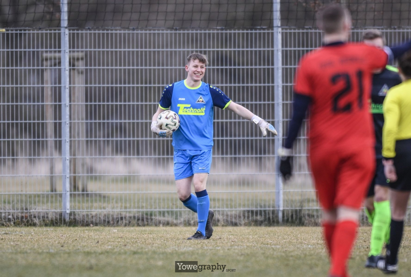 33_Yowe_Jonas_Wenzel__YOW2674