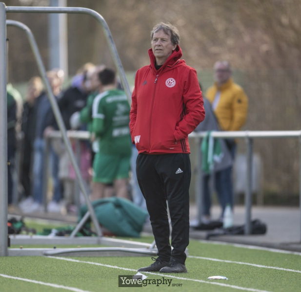 15_Yowe_Jonas_Wenzel__YOW3317