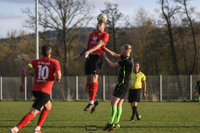 01_Yowe_Jonas_Wenzel__YOW6171