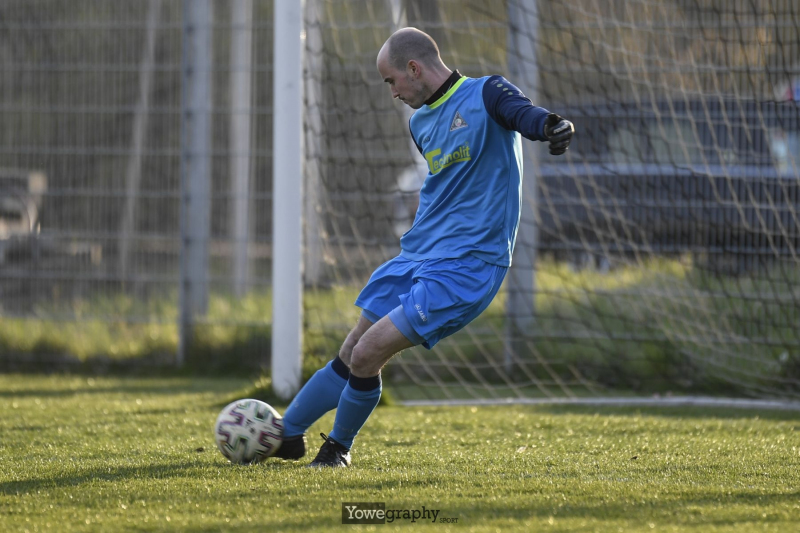 07_Yowe_Jonas_Wenzel__YOW6186