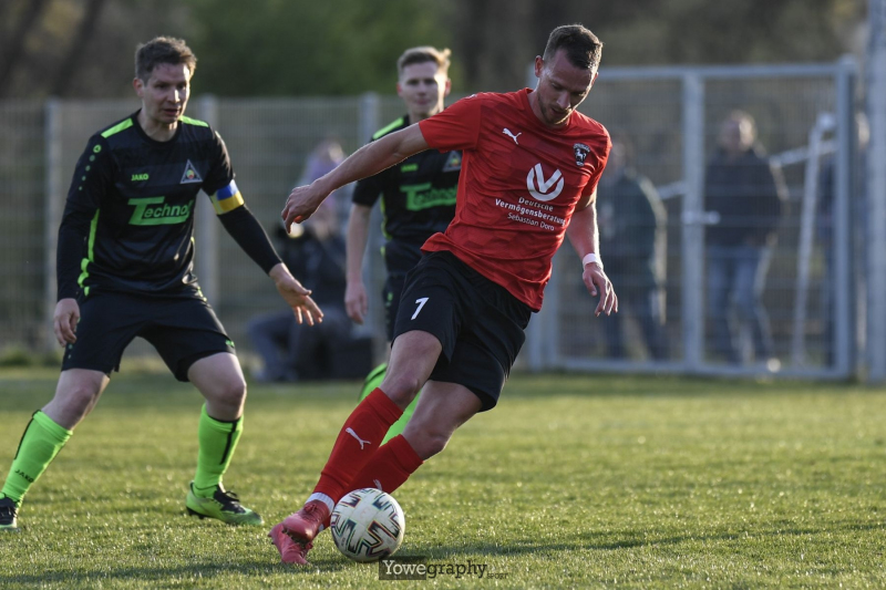 11_Yowe_Jonas_Wenzel__YOW6229