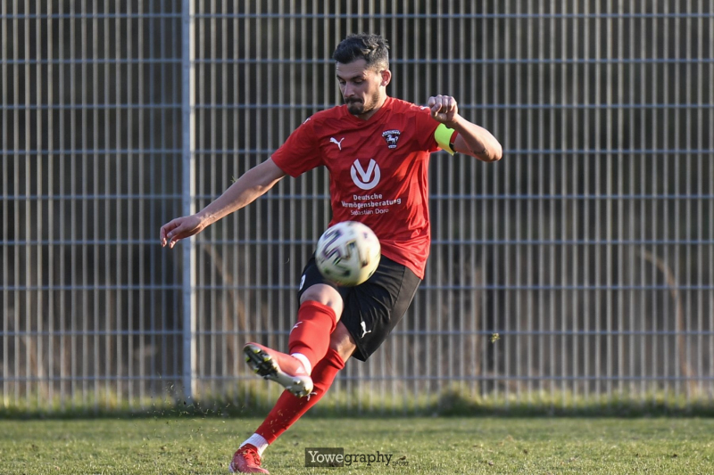 20_Yowe_Jonas_Wenzel__YOW6271