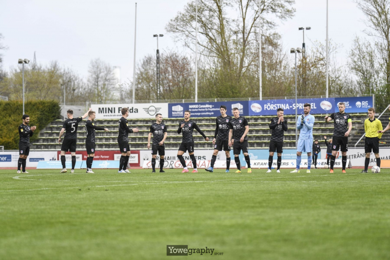 02_Yowe_Jonas_Wenzel__YOW6483