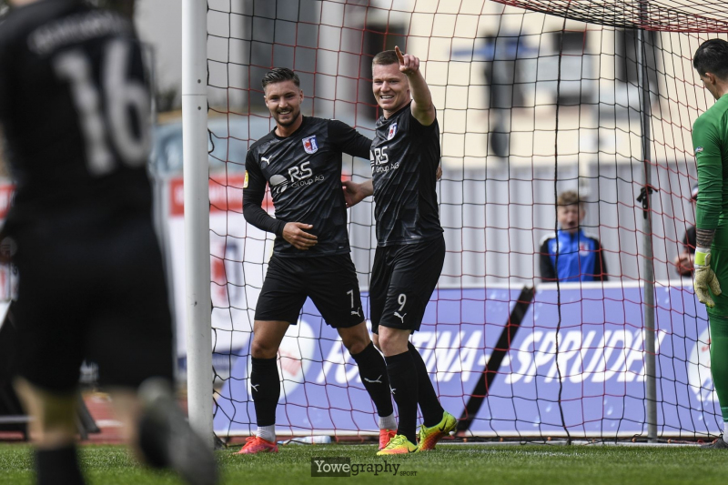 39_Yowe_Jonas_Wenzel__YOW6658