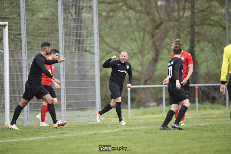 20_Yowe_Jonas_Wenzel__YOW7542