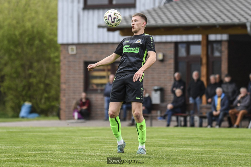 11_Yowe_Jonas_Wenzel__YOW8977