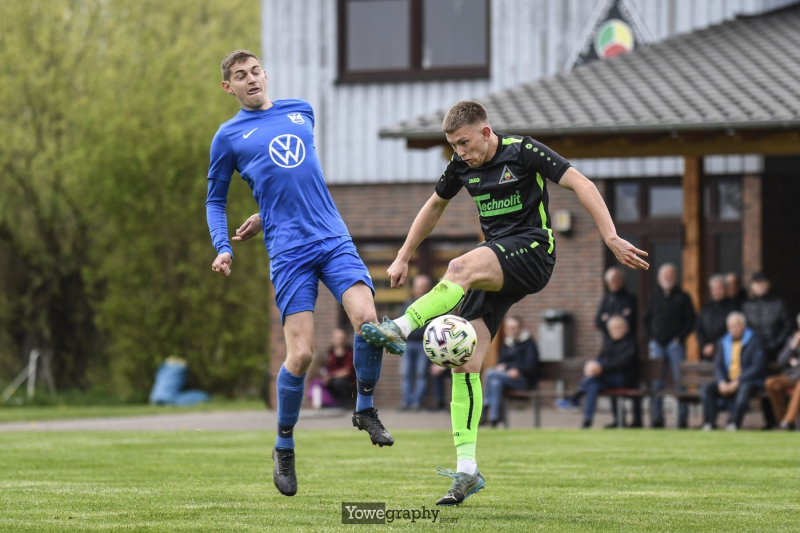 12_Yowe_Jonas_Wenzel__YOW8979