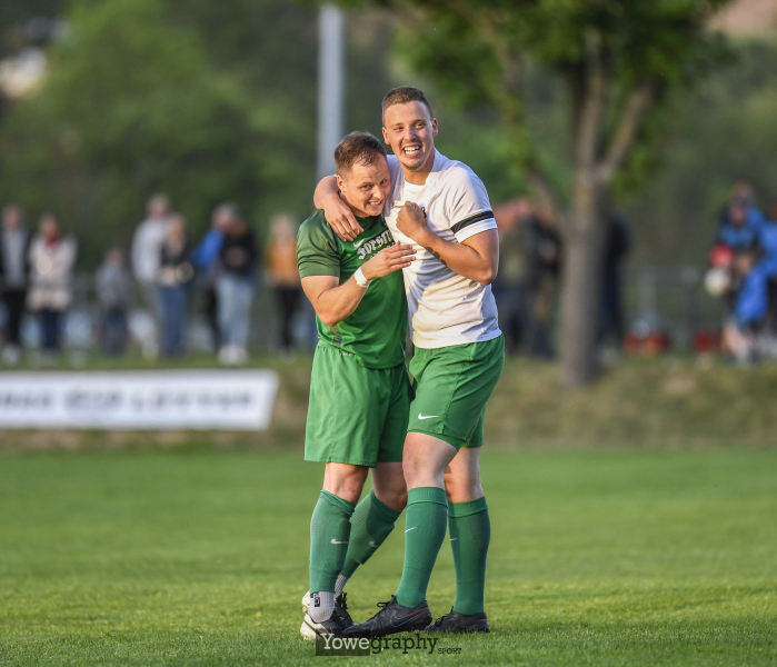 08_Yowe_Jonas_Wenzel__YOW3716