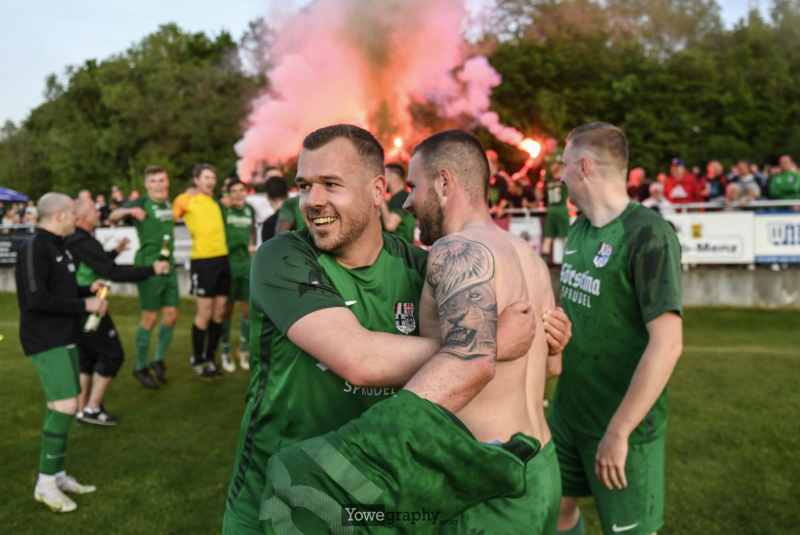 19_Yowe_Jonas_Wenzel__YOW3843