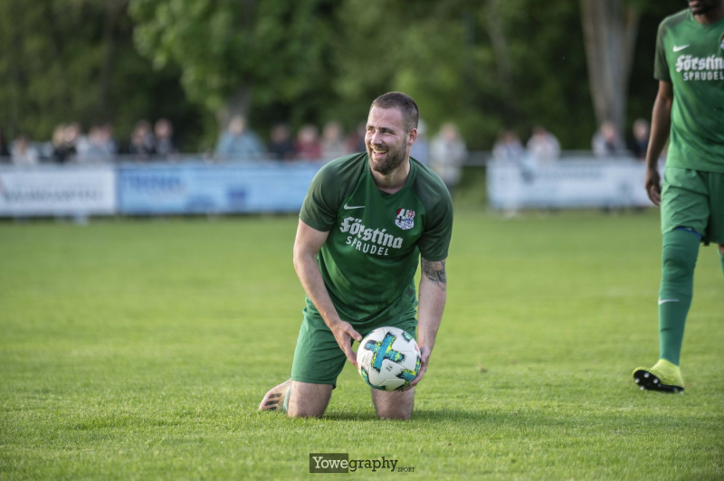 39_Yowe_Jonas_Wenzel__YOW2323