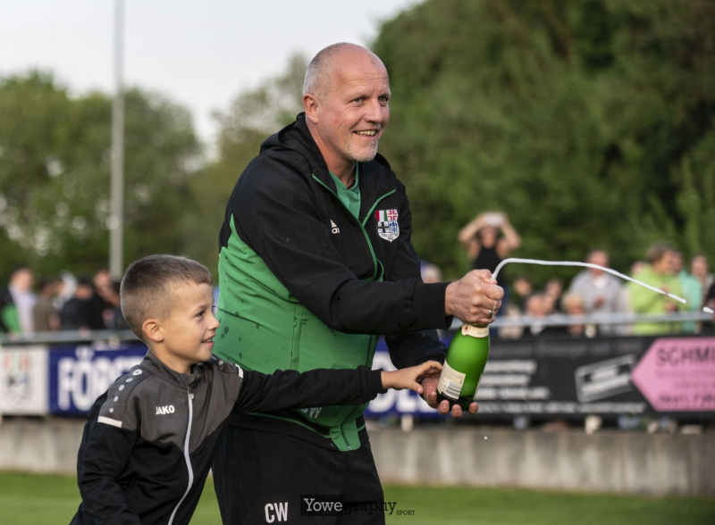 42_Yowe_Jonas_Wenzel__YOW2378