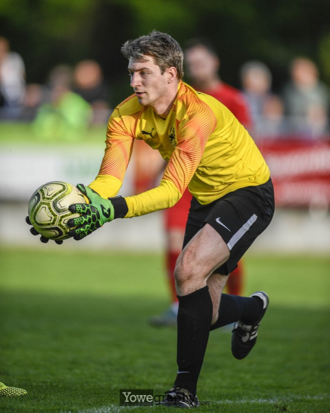 20_Yowe_Jonas_Wenzel__YOW3080