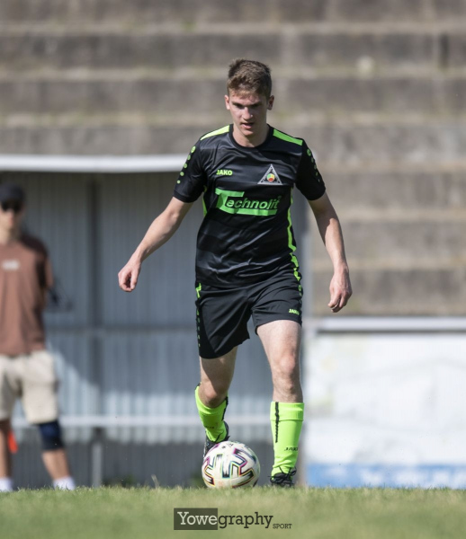 18_Yowe_Jonas_Wenzel__YOW1738