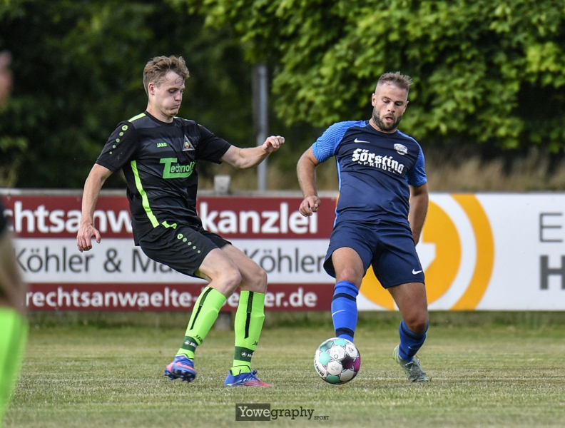 09_Yowe_Jonas_Wenzel__YOW2382