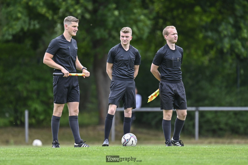01_Yowe_Jonas_Wenzel_YOW7493