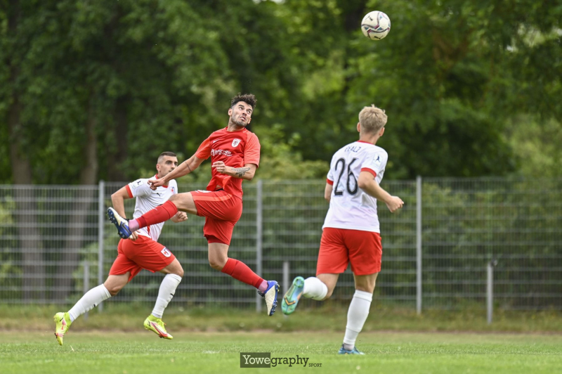 29_Yowe_Jonas_Wenzel_YOW7677