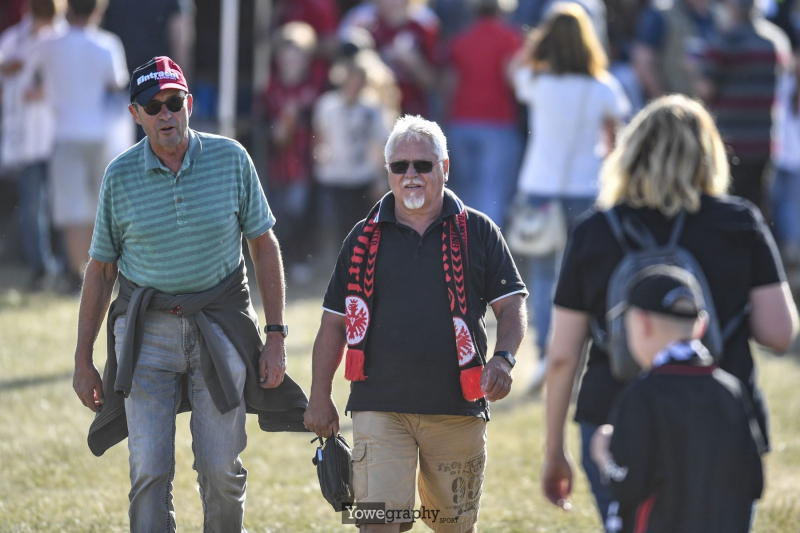 02_Yowe_Jonas_Wenzel_YOW3752