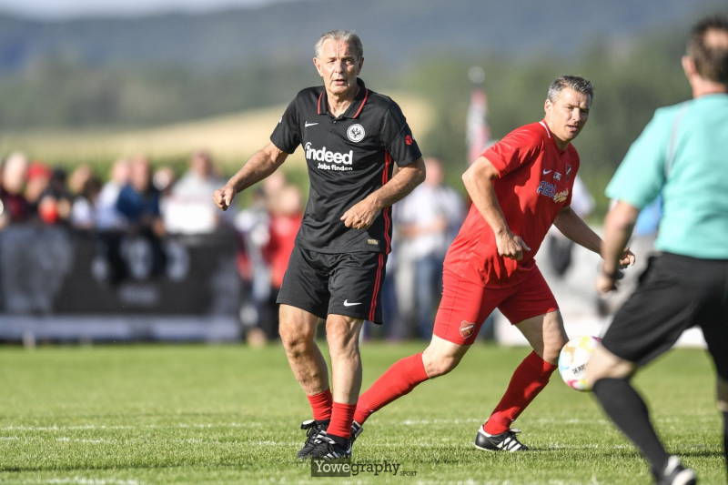 16_Yowe_Jonas_Wenzel_YOW3981