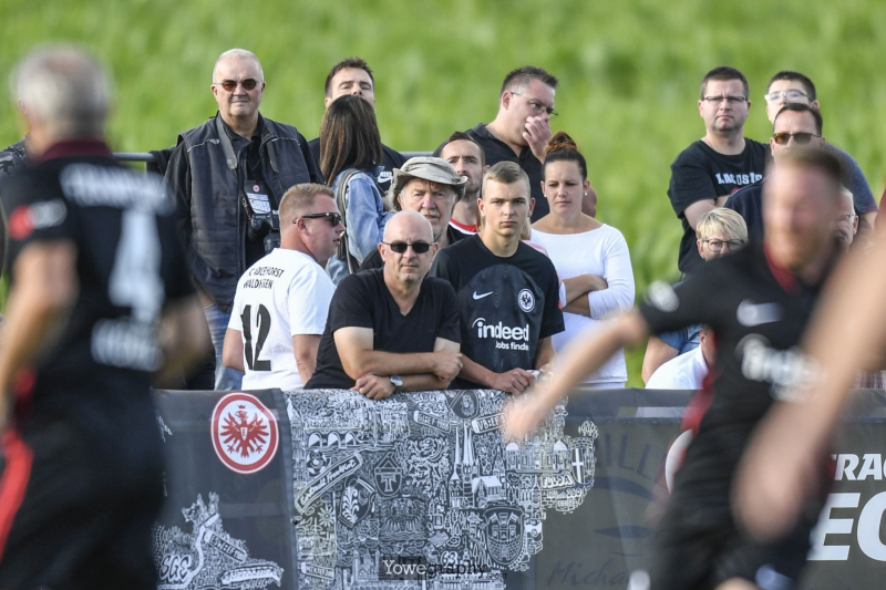 22_Yowe_Jonas_Wenzel_YOW4103