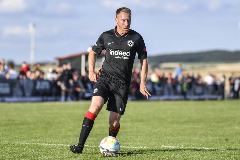 46_Yowe_Jonas_Wenzel_YOW4449