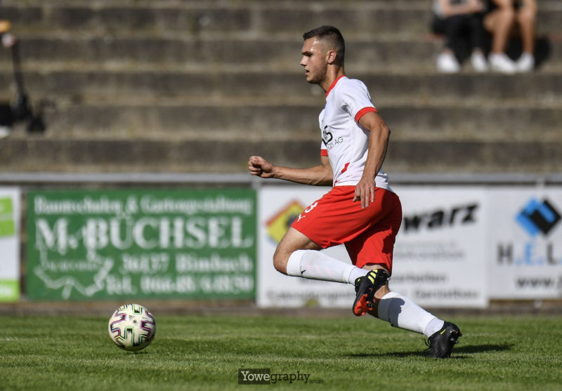 09_Yowe_Jonas_Wenzel_YOW4915